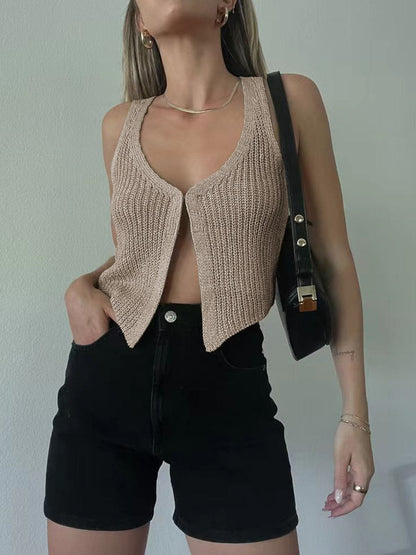 Classic Hook-and-Eye Knit Vest – OLIVIONI